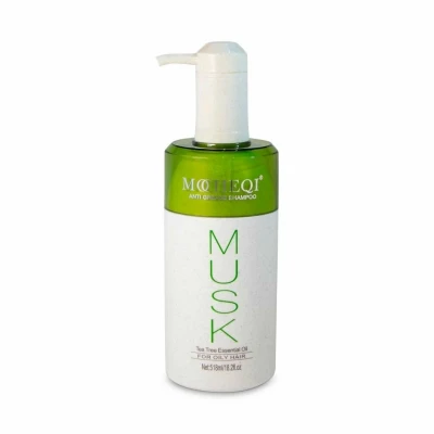 MOCHEQI Шампунь для склонных к жирности волос с витамином Е и маслом чайного дерева, 518 мл