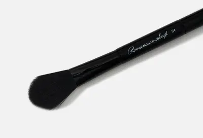 ROMANOVAMAKEUP S4 Sexy Makeup Brush Кисть для хайлайтера и румян