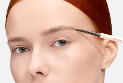 ROUGE BUNNY ROUGE Skinny Brow Master Скульптурирующий карандаш для бровей